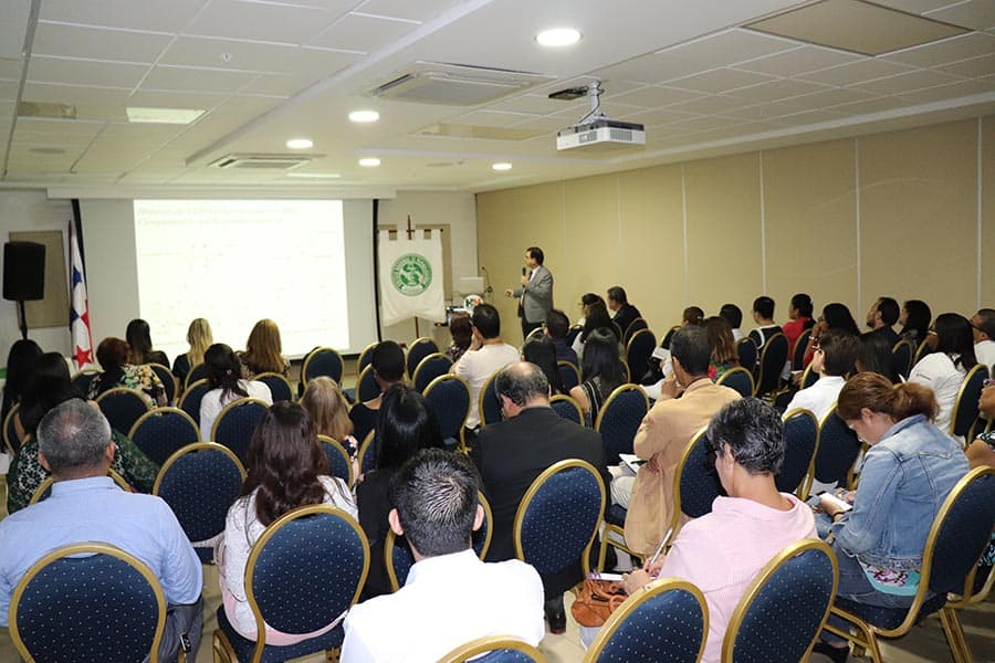 seminario-cannabis11 seminario-cannabis11